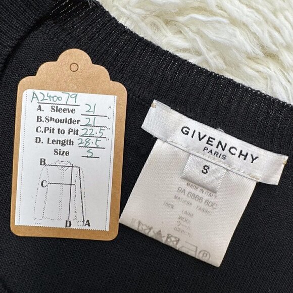- Givenchy sweater 100% wool unisex Loose - Picture 3 of 9